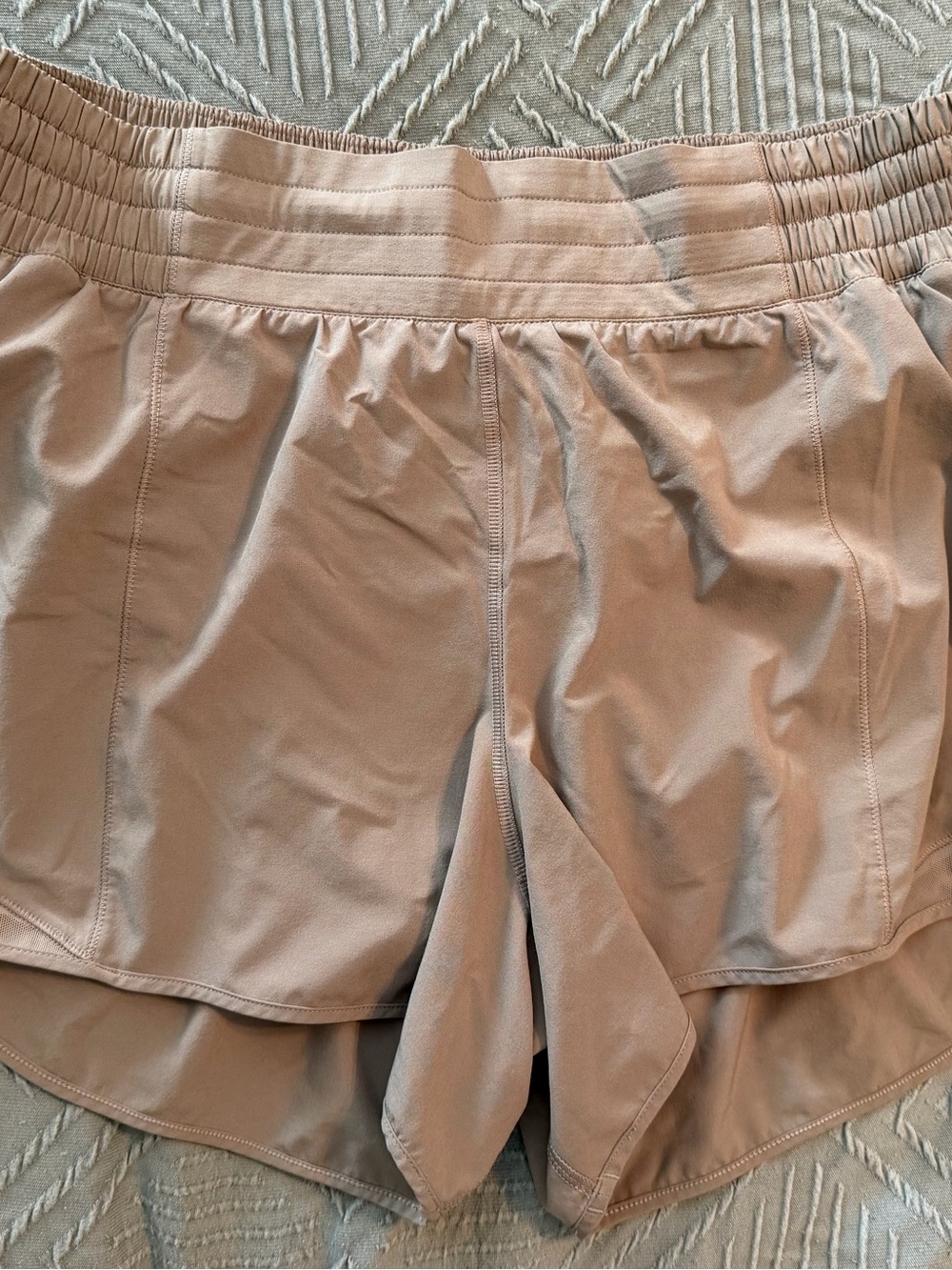 Lululemon Hotty Hot High Rise Lined Short NWOT
